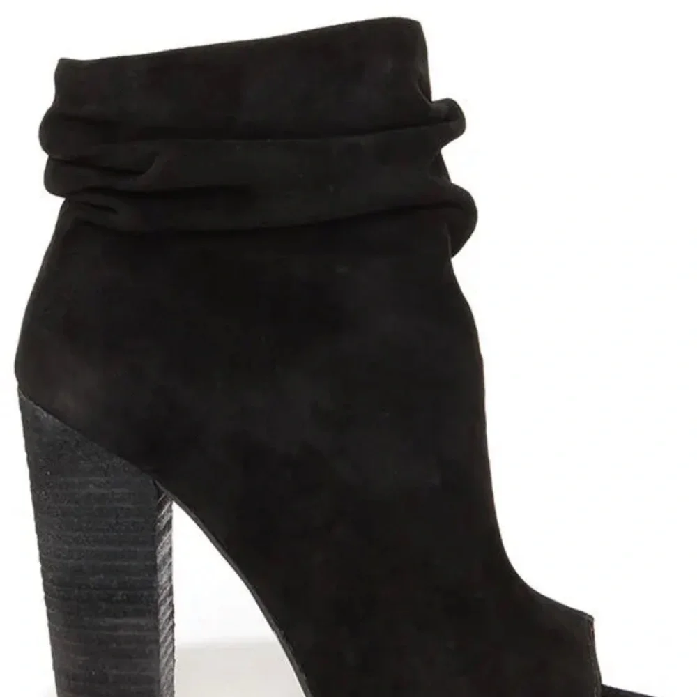 Kristin Cavallari Chinese Laundry Laurel Black Suede Peep Toe Booties. Size 6.5. - Picture 3 of 10